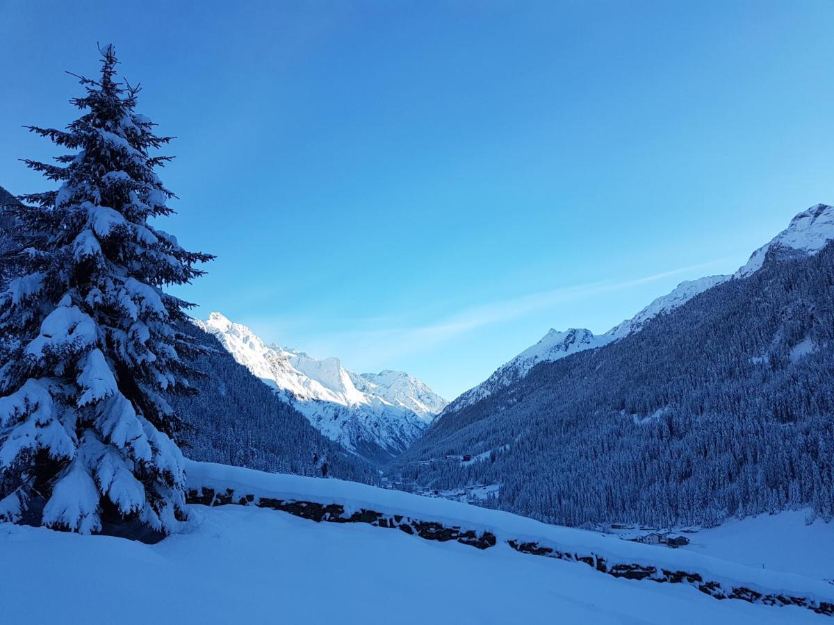 Baeckerei Schranz Bed & Breakfast Sankt Leonhard im Pitztal Exterior foto